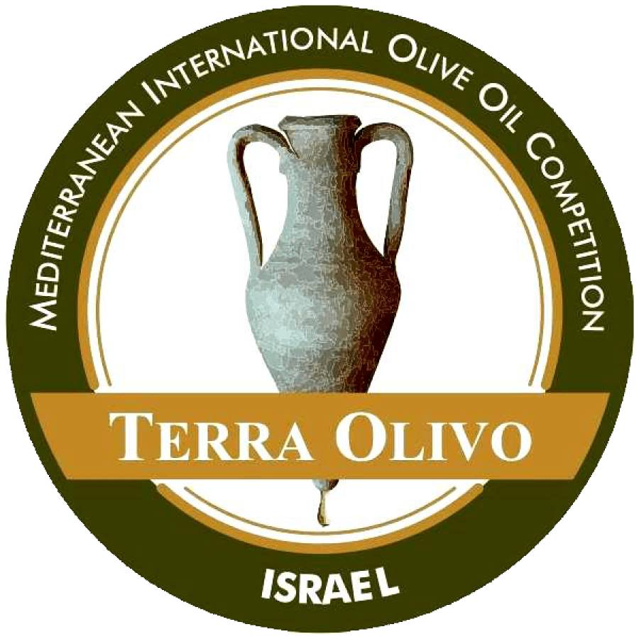 TerraOlivo IOOC 2022: 14 awards in 14 olive oil participations